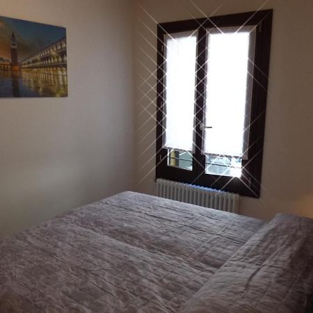 Apartamento Casa Moderna A Due Passi Da Rialto Venecia Exterior foto