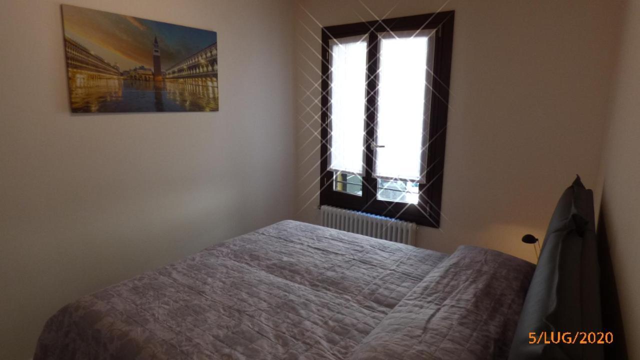 Apartamento Casa Moderna A Due Passi Da Rialto Venecia Exterior foto